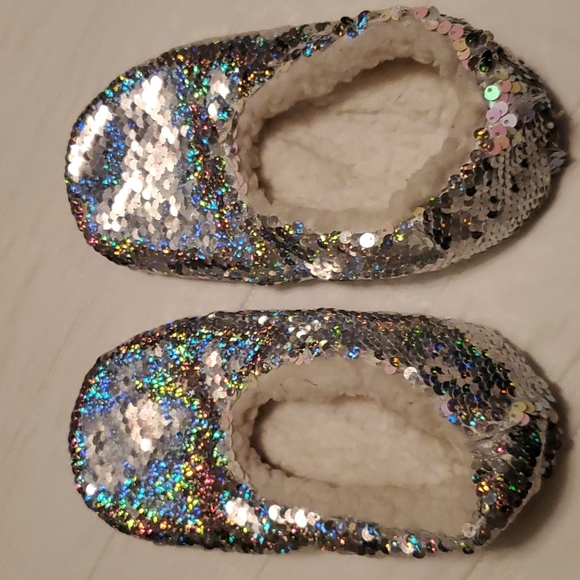 Flip Sequin Slippers - Picture 2 of 3